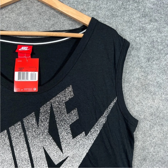 NIKE Tank Top Size Large Womens Black Sleeveless Crew Neck Cotton Activewear NEW - Picture 3 of 10